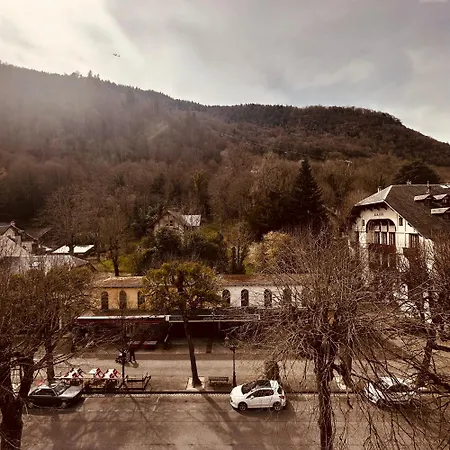 Le Nid Des Bains Apartamento *